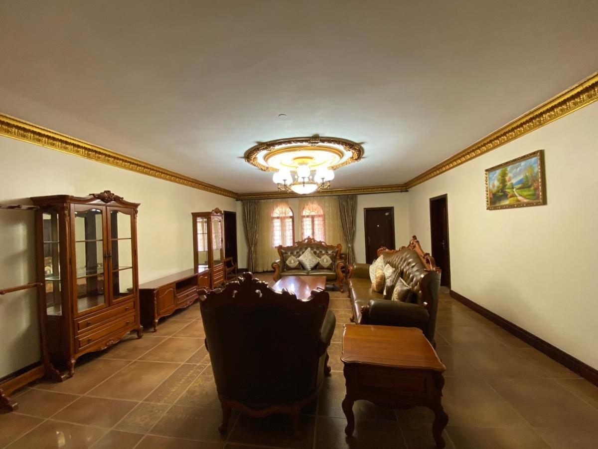 中华会馆 Nairobi Buitenkant foto